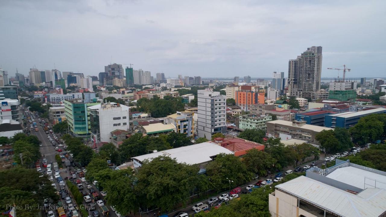 Griffin Hotel And Suites Cebu Buitenkant foto